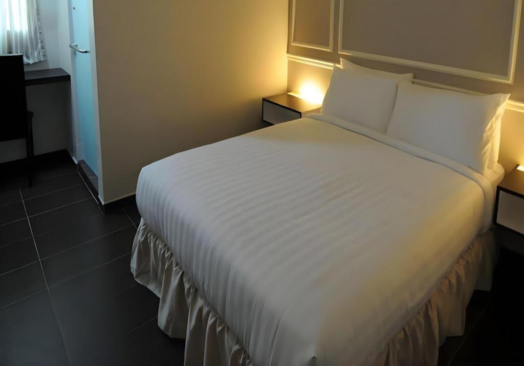 Luscious Hotel Bukit Mertajam Exterior foto